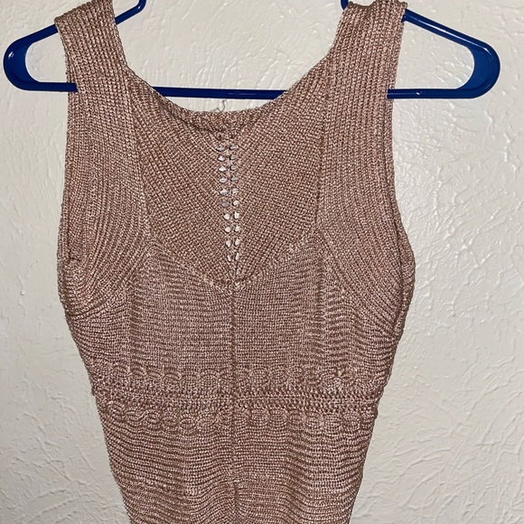🚫SOLD🚫 Pretty Bebe knitting Vest - Picture 2 of 3